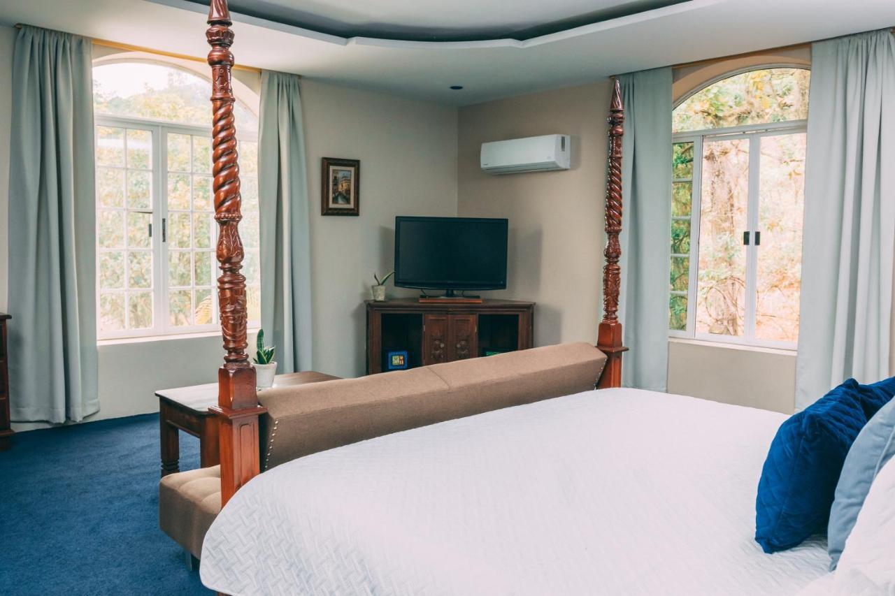 Liquidambar Hotel Sarabanda Екстериор снимка